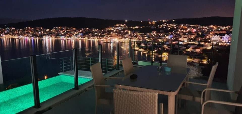 Apartment Julia Trogir Exterior foto